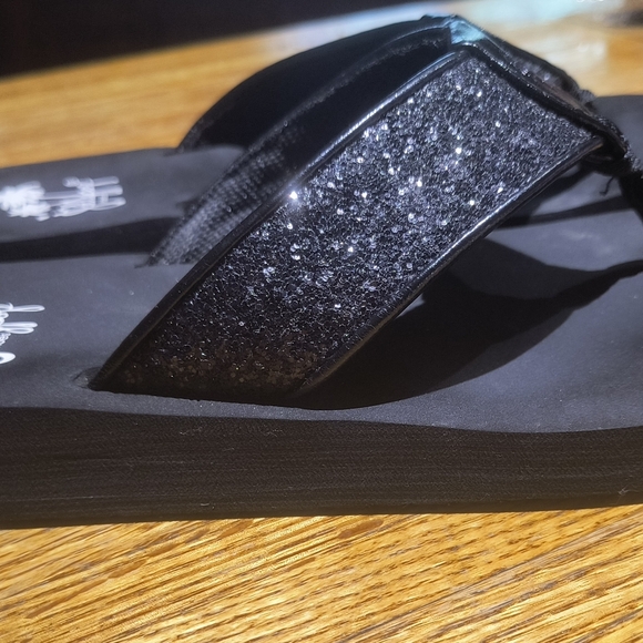 3/$15 Black Glitter Jellypop Flip Flops / Sandals - Picture 2 of 4